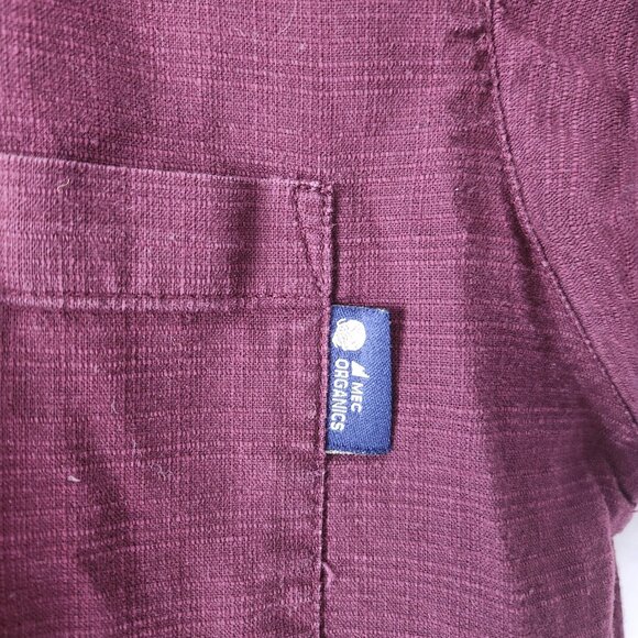 Vintage MEC Organics Burgundy Shirt (M) - Picture 3 of 8